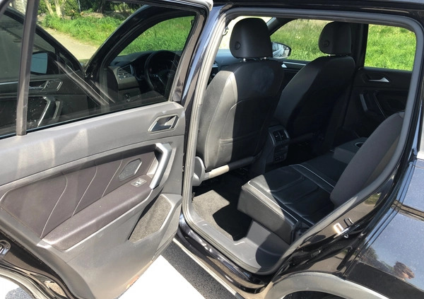 Volkswagen Tiguan Allspace cena 83000 przebieg: 142000, rok produkcji 2019 z Bydgoszcz małe 781